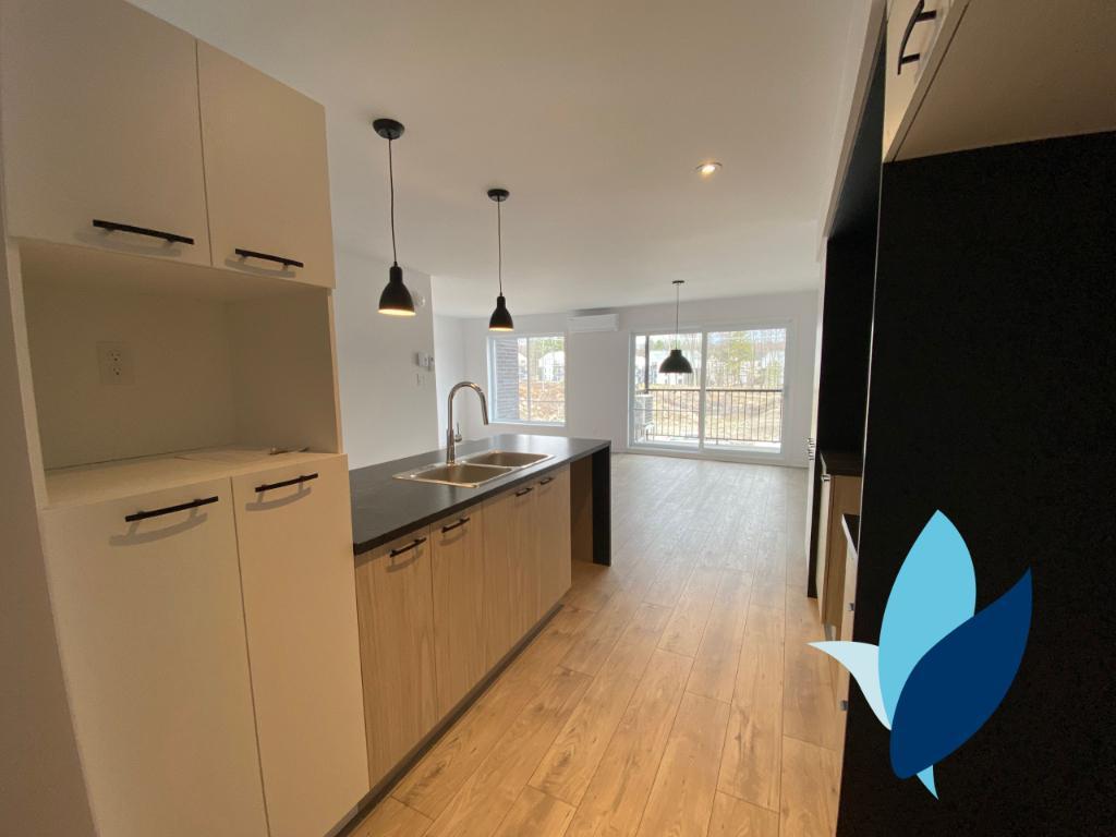 Logement 5 1/2 - Juin 2026 - St-Jérôme/Bellefeuille | 3200637