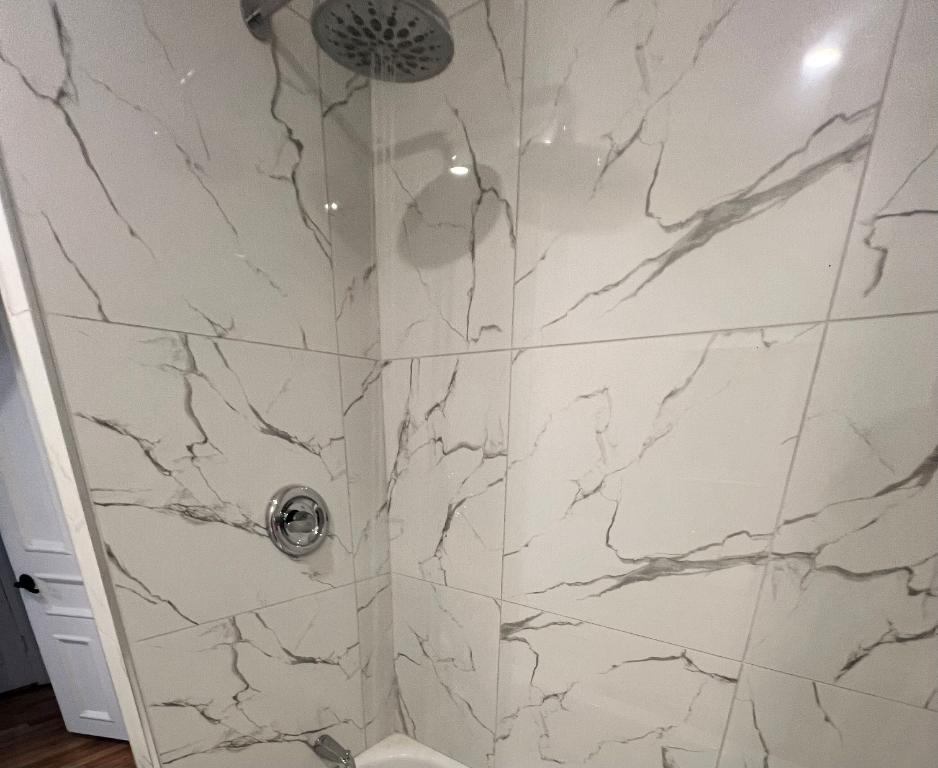 Grand 6 ½ rénové – 4 chambres – Métro Frontenac | 3200669