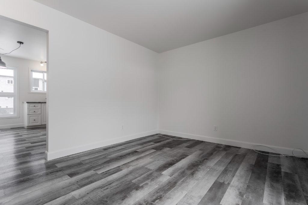 Beau 4 1/2 au 1er étage disponible le 1er juillet 2026. | 3201034