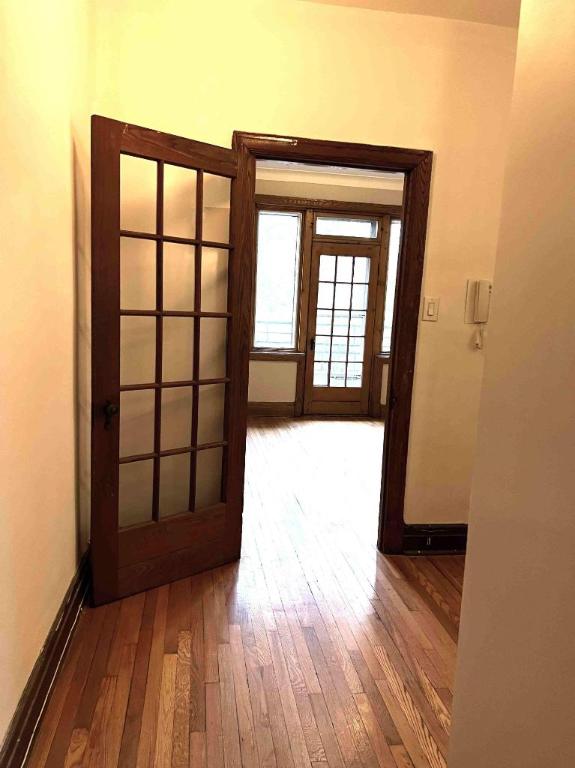 PRES DU METRO SNOWDON 2 CHAMBRES FERMEES- RENOVE | 3201063