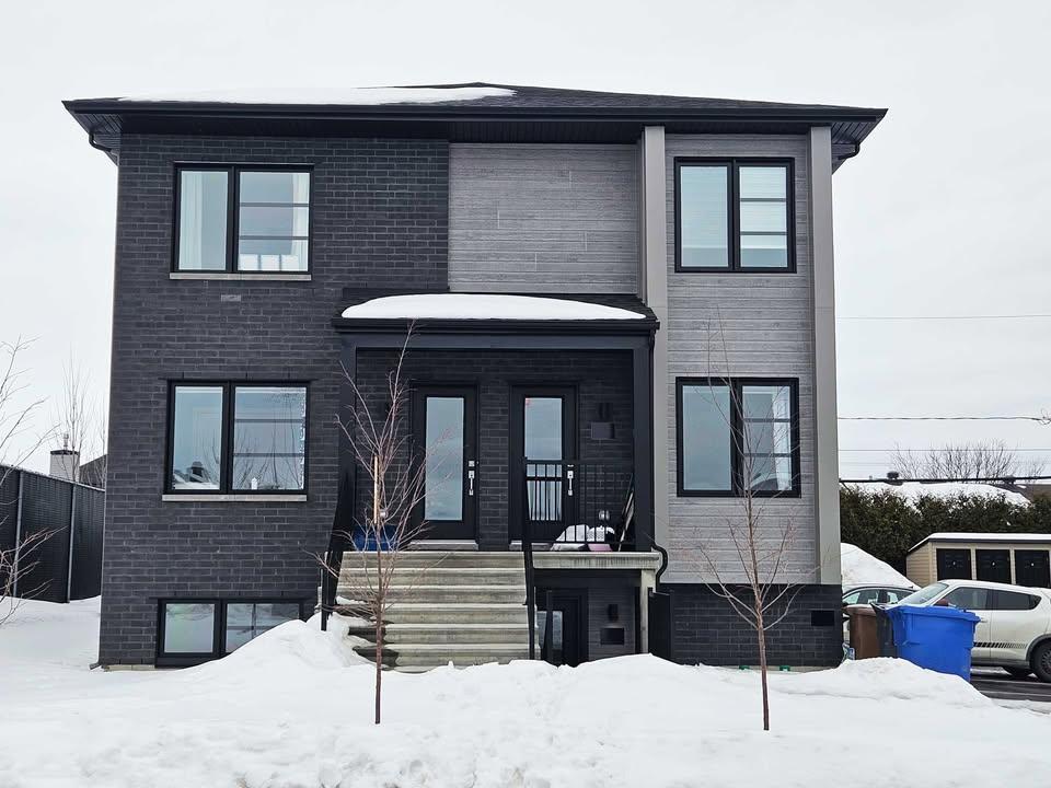 À l’état neuf, magnifique et lumineux condo 4 1/2 Rive-Nord train REM | 3201069