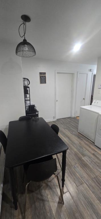 4 ½ à louer – Sainte-Marie (Centre-Sud) – Lumineux, bien situé | 3201088