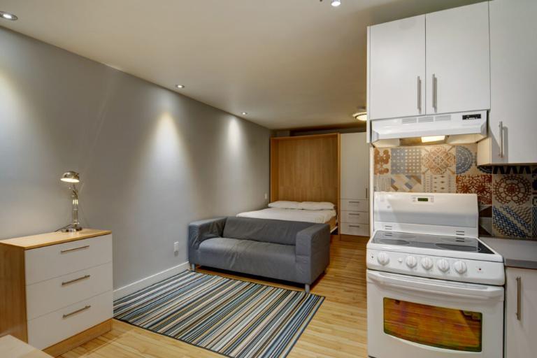 Loft entièrement meublé à louer Vieux-Québec juillet 2026 | 3206011