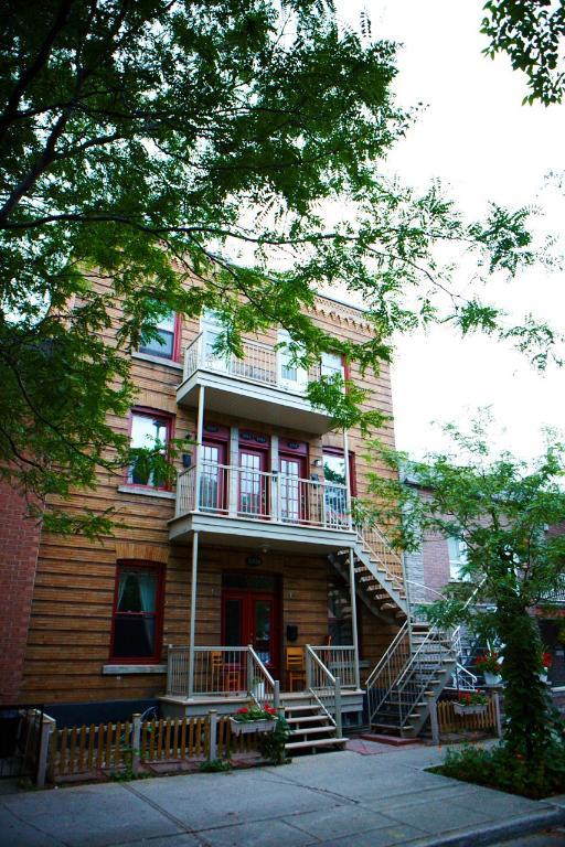 Superbe 3 ½ meublé tout inclus à louer – Ville-Émard (Sud-Ouest) | 3201535