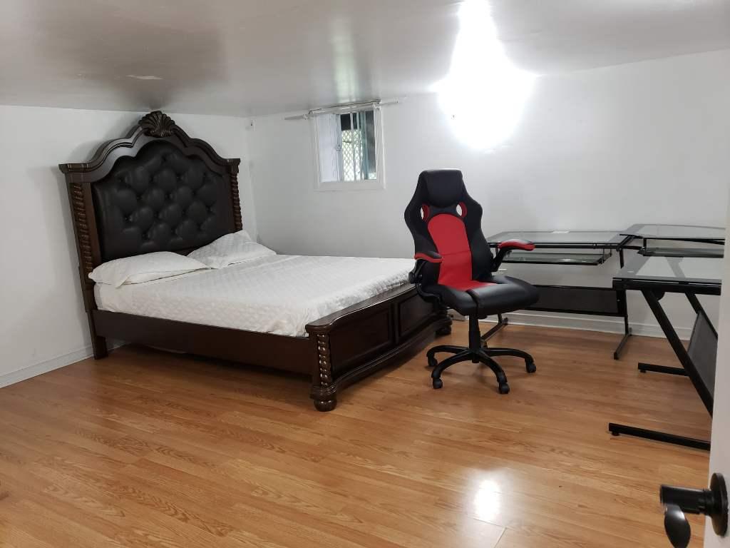 MÉTRO VERDUN, COLOC - LARGES CHAMBRES PRIVÉES, TOUT ÉQUIPÉ, WIFI, ÉLECTRICITÉ, etc. | 3201837