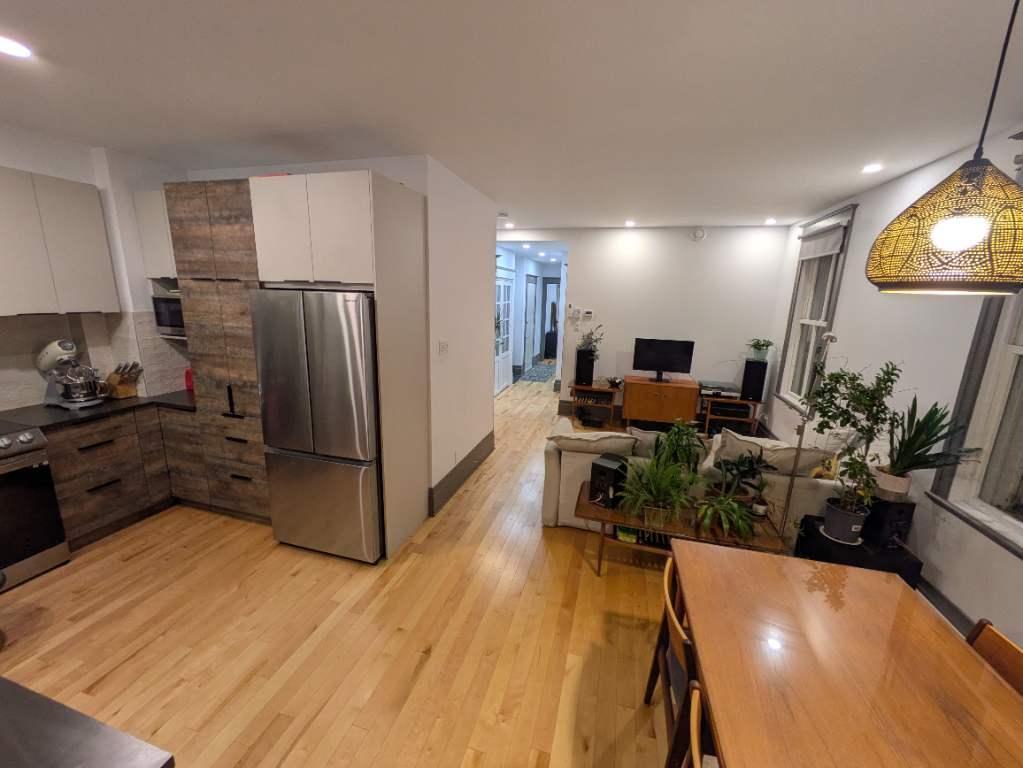 Villeray, lumineux 3e étage, 2 chambres, 2 sdb, 2 balcons, climatisé, pour mai | 3201861