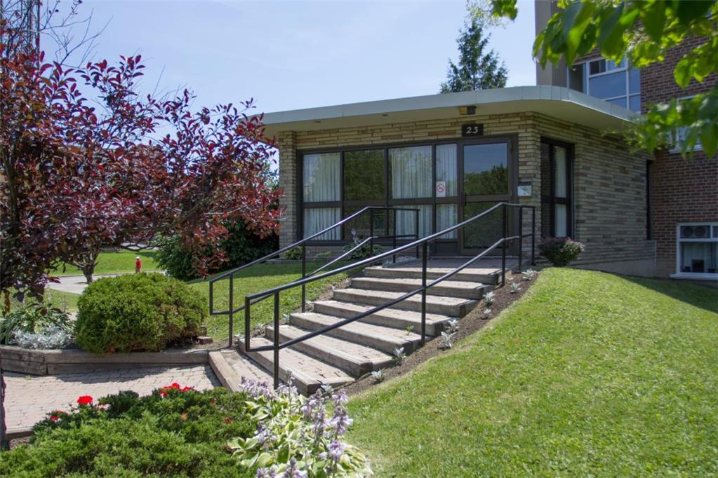 Craigton Drive Apartments | 3201889