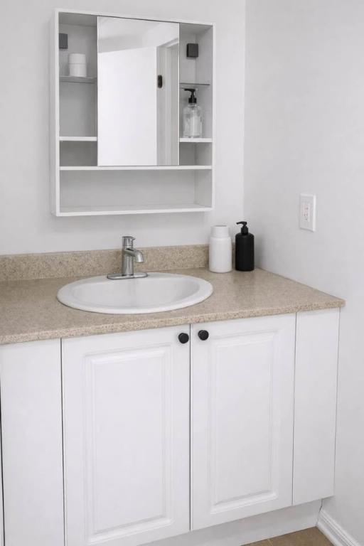 Plateau Mont-Royal-Centre-Ville-Superbe 3.5 lumineux complètement rénové | 3202057