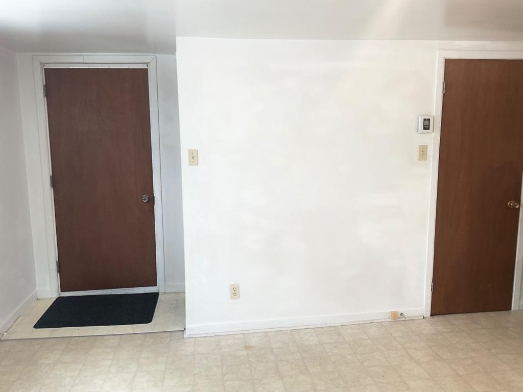 4 1/2 à L’Islet-sur-mer, libre immédiatement. | 3202060