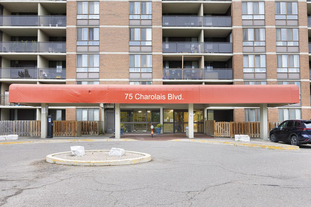Brampton Towers | 3202134