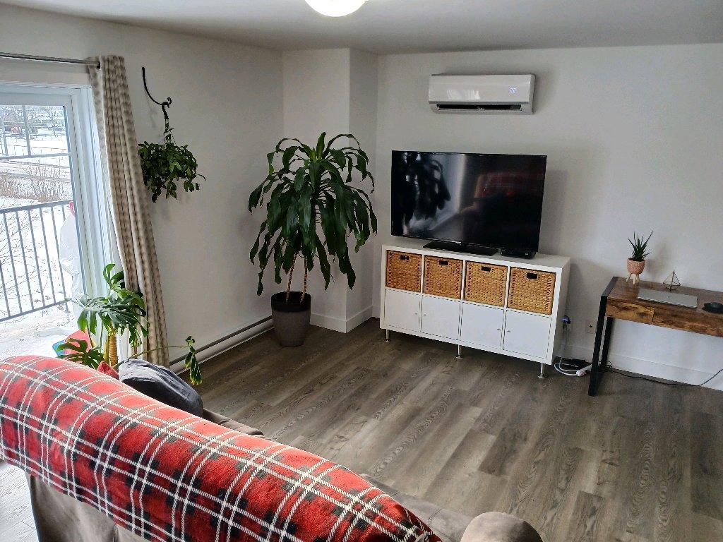 Grand 5 1/2 style condo à louer | 3202171