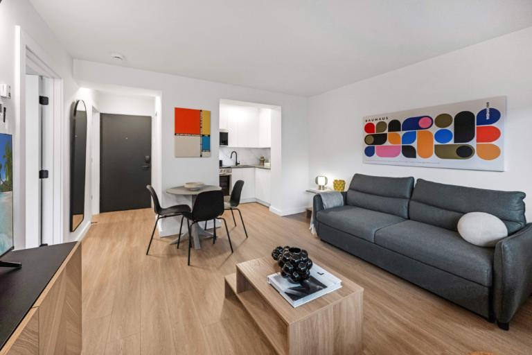 Appartement Une Chambre - Montréal Centre-Ville, Meublé | 3202182
