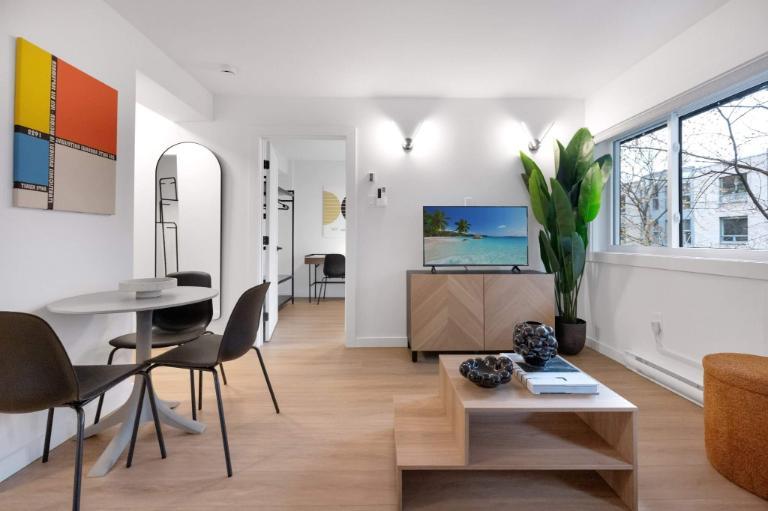 Appartement Une Chambre - Montréal Centre-Ville, Meublé | 3202195