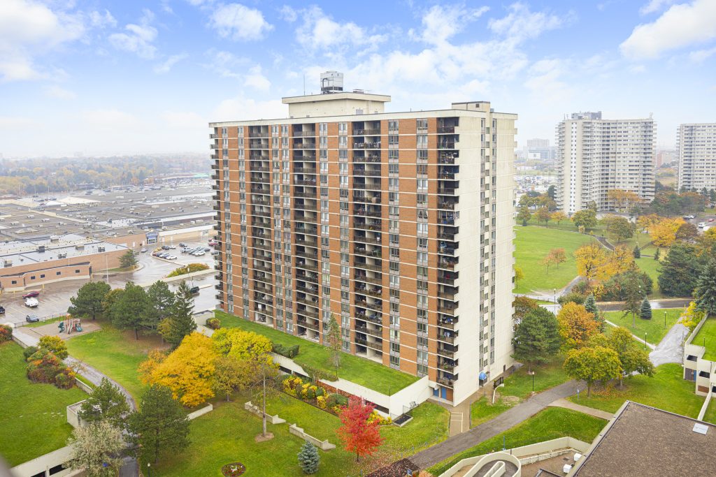 Brampton Towers | 3202217