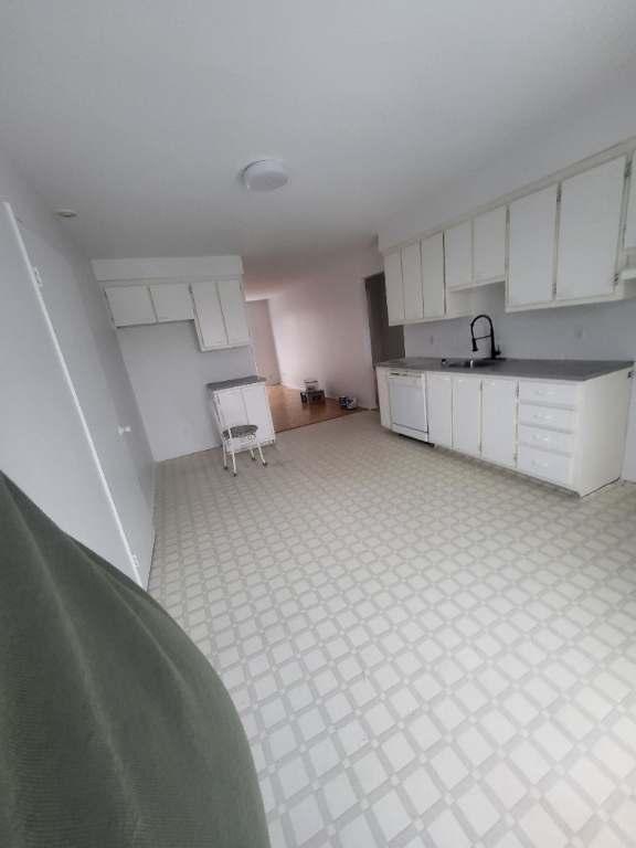 Beau Grand 4 1/2 propre à louer | 3202925