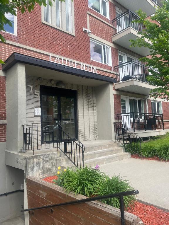 4 1/2 | occupation 1er juillet | Quartier Montcalm | 3207279