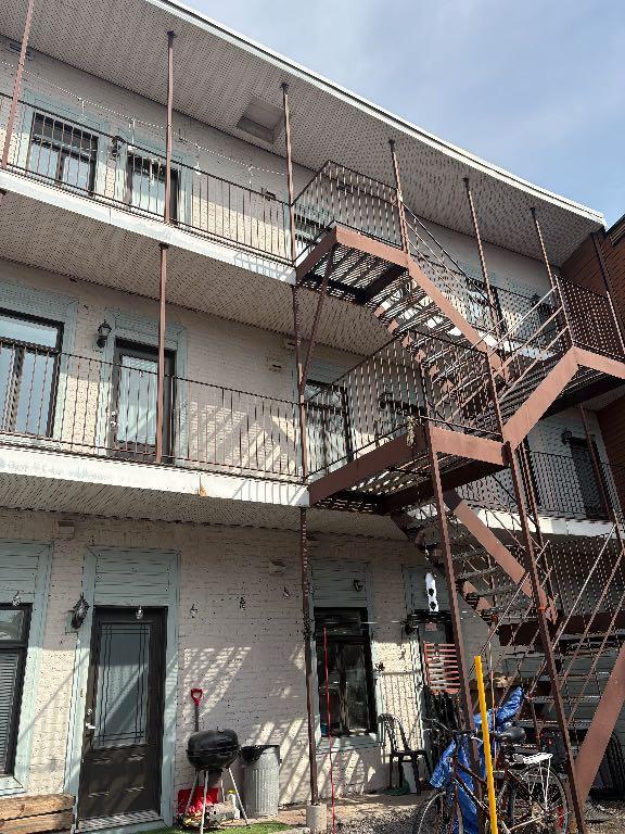 4 1/2 | occupation 1er juillet | Quartier Saint-Sauveur | 3202977