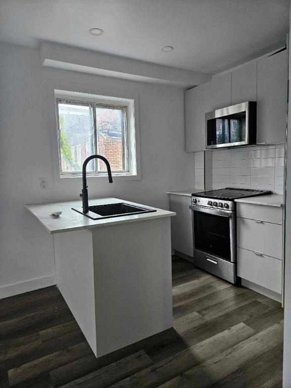 2 CH - 1 SDB - Montréal - $1,400 /mo | 3202983