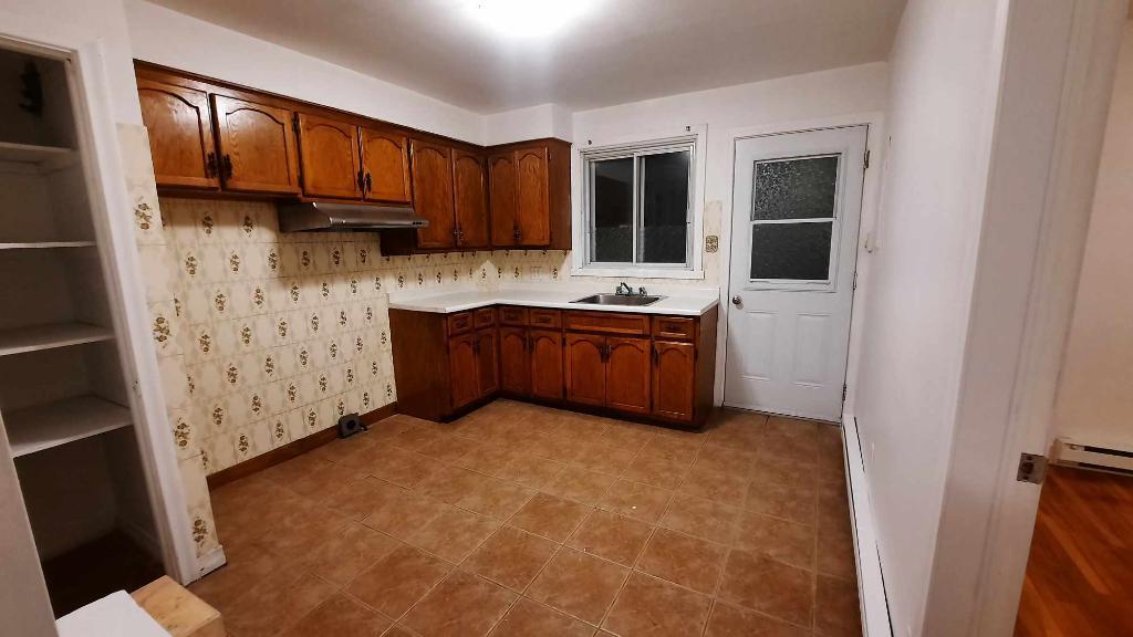 Appartement 7 ½ sur 2 étages à louer. Dispo à partir du 1er février 2026 ! | 3203018