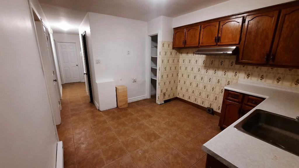 Appartement 7 ½ sur 2 étages à louer. Dispo à partir du 1er février 2026 ! | 3203018