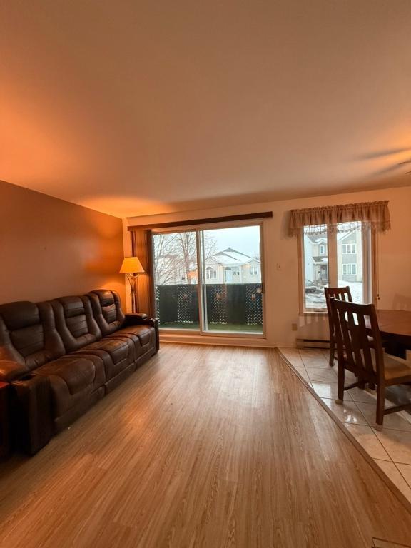 4 1/2 à louer | 3203853