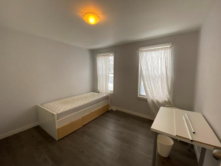 2 CH - 1 SDB - Gatineau - $1,400 /mo | 3203875