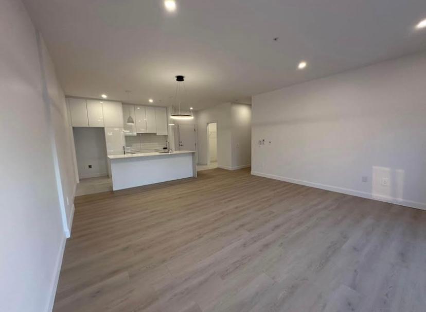 Grand 4 1/2 neuf et luxueux avec vue sur le fleuve | 3203947