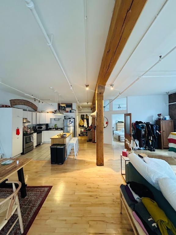 Loft Vieux-Montreal 1,200 p.c. / Loft Old-Montreal 1,200 sq.ft. | 3203948