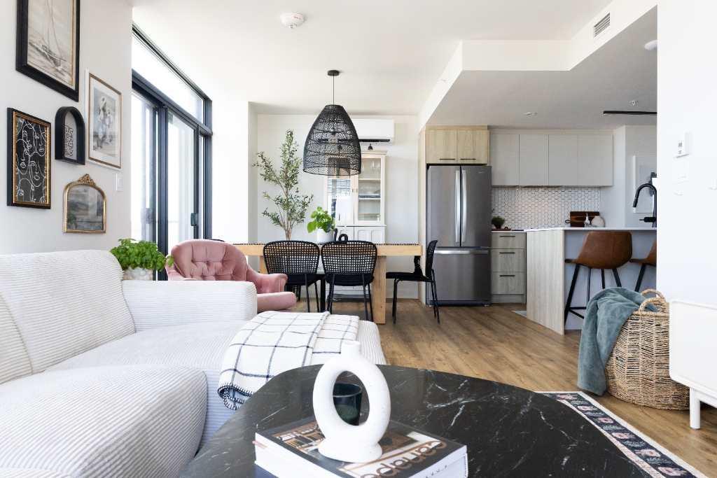 Condo luxe 16e étage | Vue incroyable | 2 stationnements (1 electrique) | 3203956