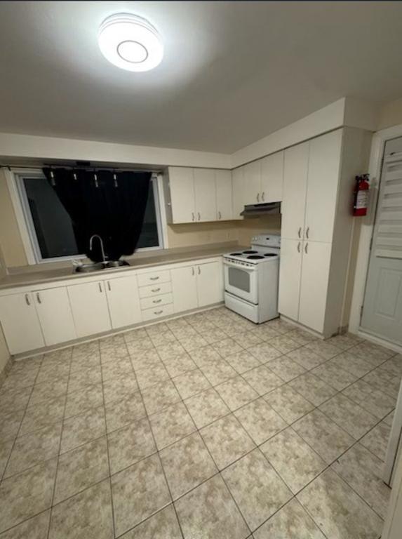 Appartement 4 1/2 à louer, bien entretenu, à distance de marche de l'Hôpital Fleury Ahuntsic - 2 chambres | 3204375