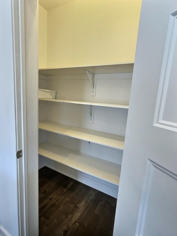 Magnifique condo luxueux avec électroménagers | 3204391