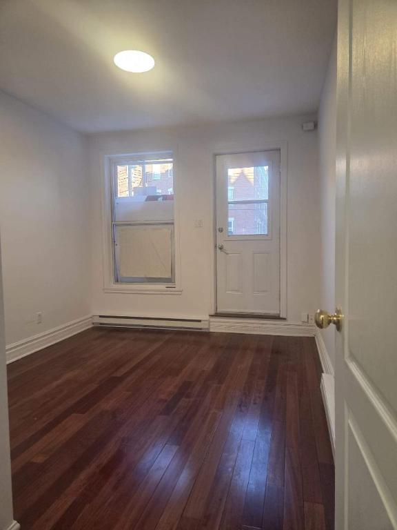 SUPER 3 1/2 ENSOLLEILLÉ COMPLETEMENT RENOVÉ 5 MNTS DE DE TOUT | 3204708