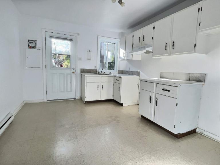 2 CH - 1 SDB - Montréal - $1,345 /mo | 3204712