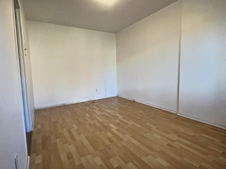 2 CH - 1 SDB - Montréal - $1,345 /mo | 3204712