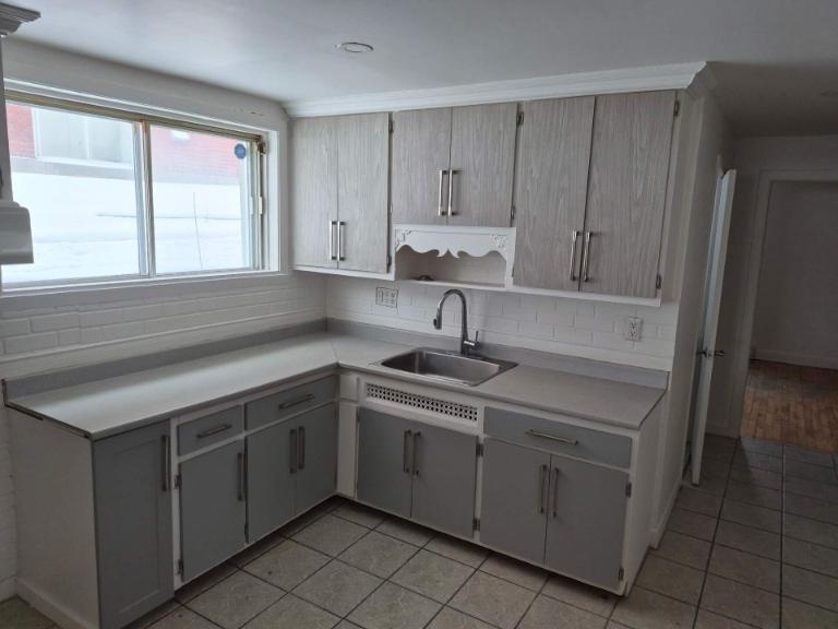 3 CH - 1 SDB - Longueuil - $1,500 /mo | 3204737