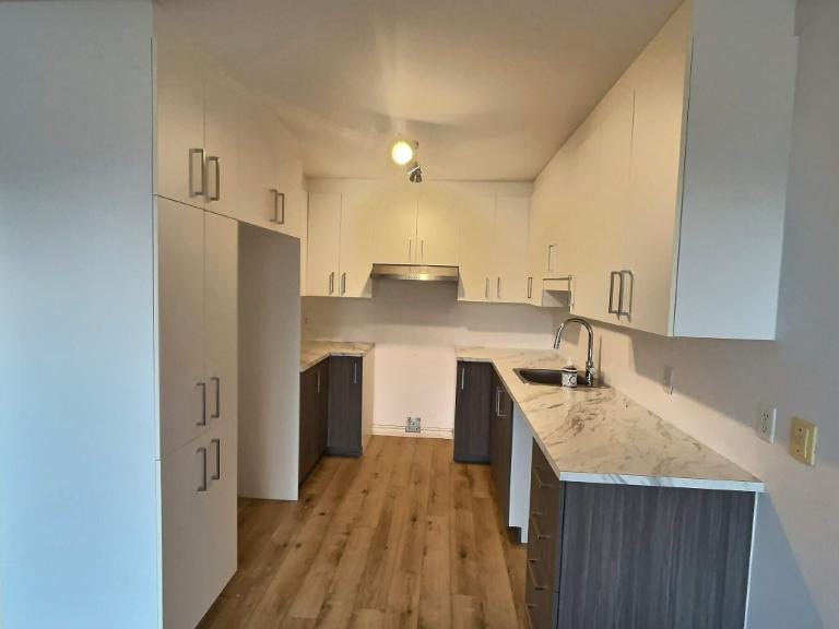 2 CH - 1 SDB - Charlemagne - $1,550 /mo | 3204742