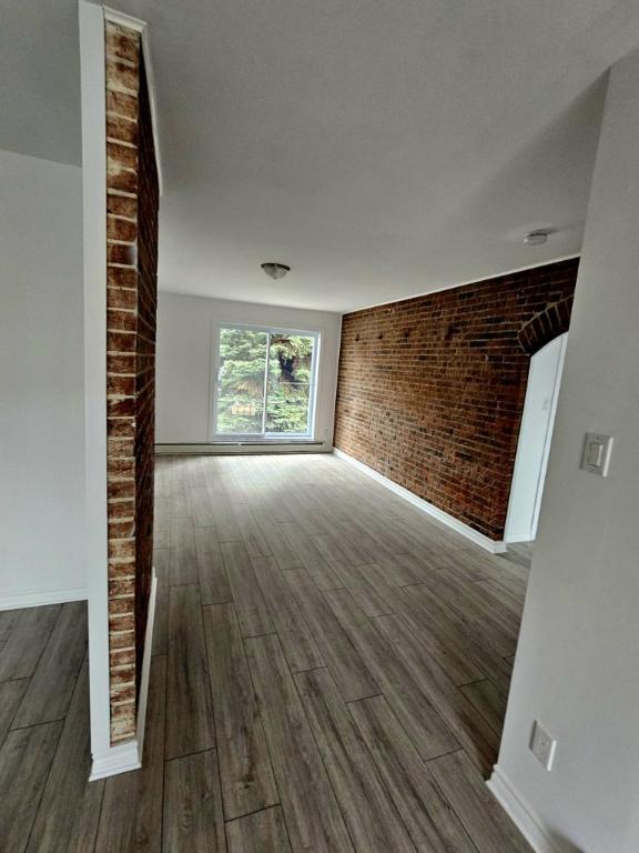 5 1/2 - Longueuil - 1 750 $/mois | 3204761