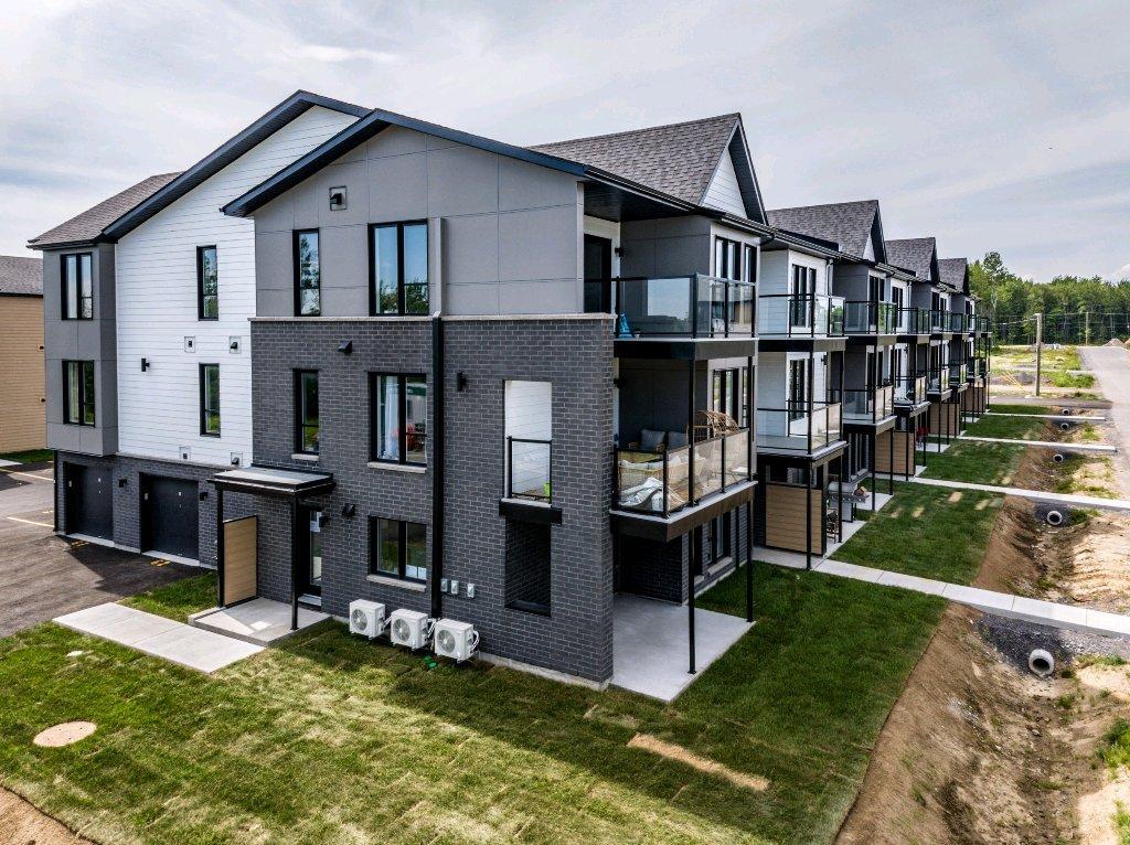 Superbe logement 4 1/2 | 3205148