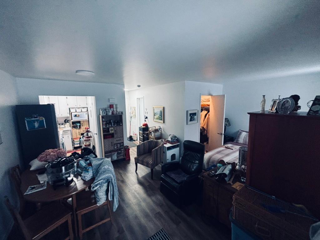 2 1/2 Lévis centre-ville, mars ou avril | 3205545