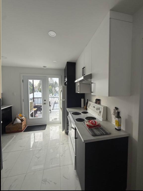 Condo 3 1/2 | 3205556