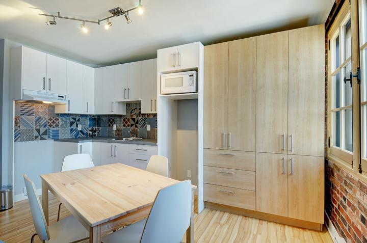 Loft entièrement meublé à louer Vieux-Québec juillet 2026 | 3205569