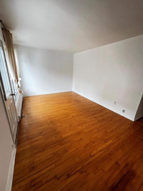 Superbe 4 ½ rénové, situé dans un immeuble tranquille à NDG | 3205652