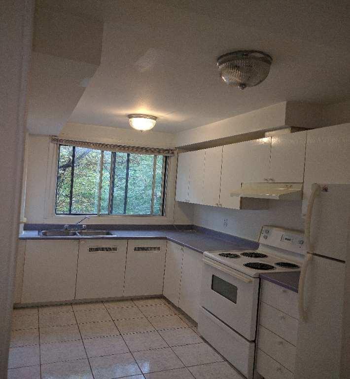 Superbe 4 1/2 Adjacent Outremont - près universités et REM | 3205661