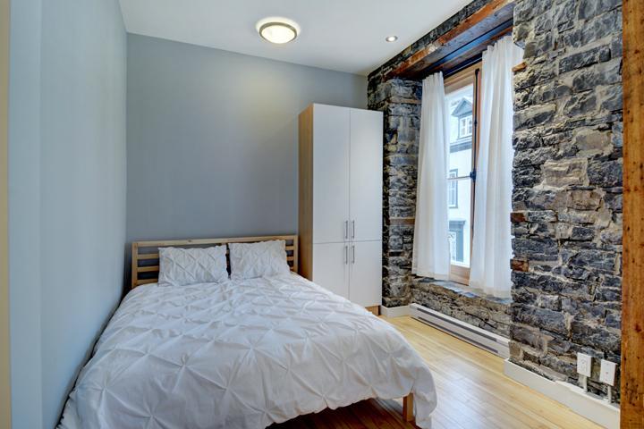 Loft entièrement meublé à louer Vieux-Québec juillet 2026 | 3229593