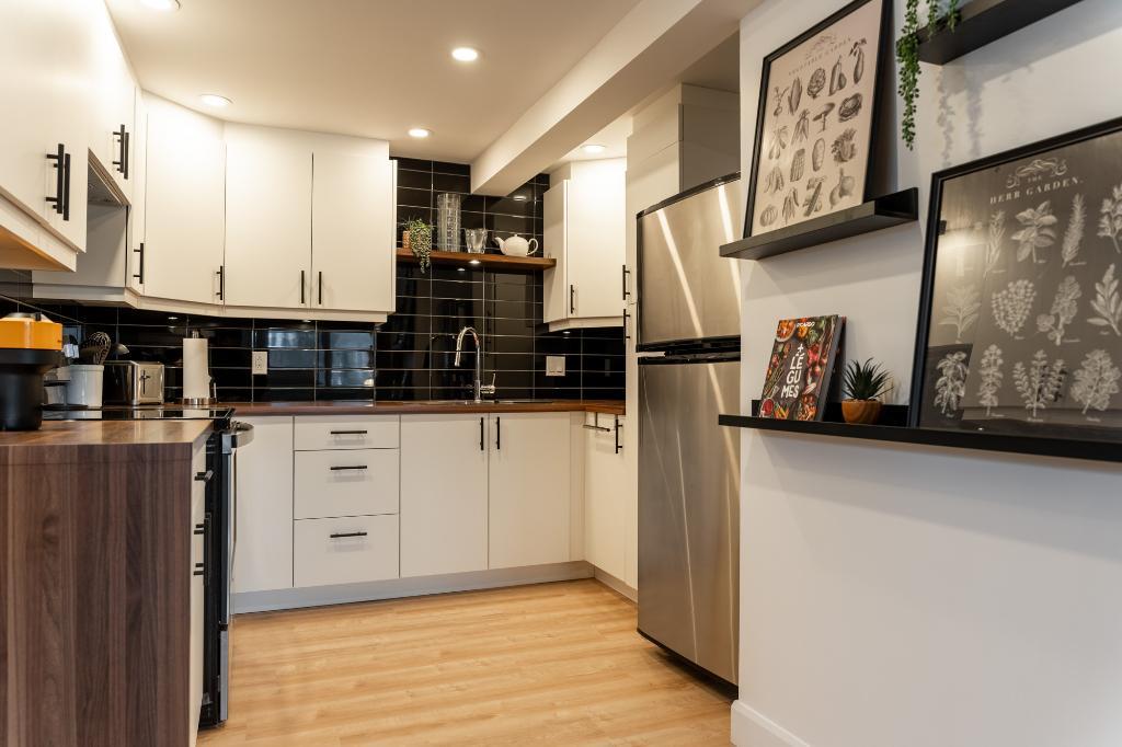 Condo – Rez-de-jardin – Le Ginkgo doré - appartement meublé et équipé | 3205719