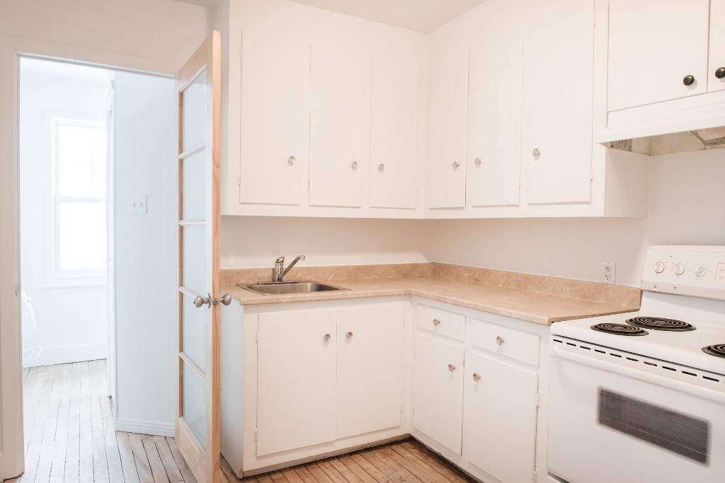 3 1/2 | Disponible le 1er juillet | Quartier Montcalm | 3206017