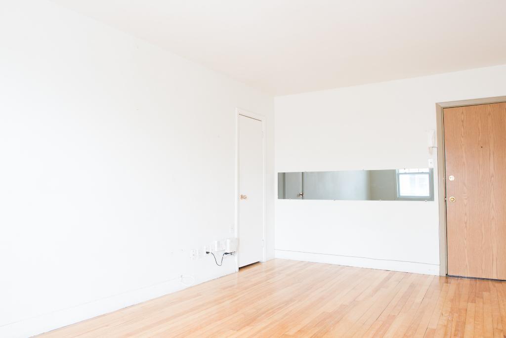 3 1/2 | Disponible le 1er juillet | Quartier Montcalm | 3206017