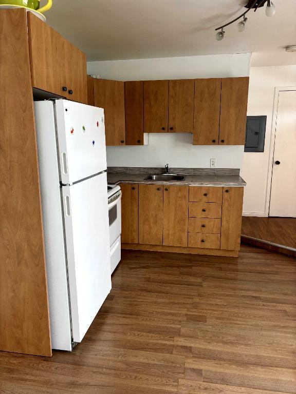 2 1/2 chauffé éclairé semi-meublé wifi à L'Islet | 3206022