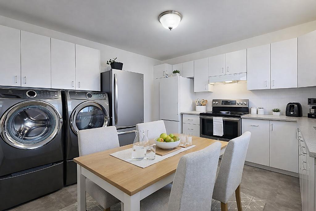 5 ½ LIBRE LE 1ER JUILLET | 3206053