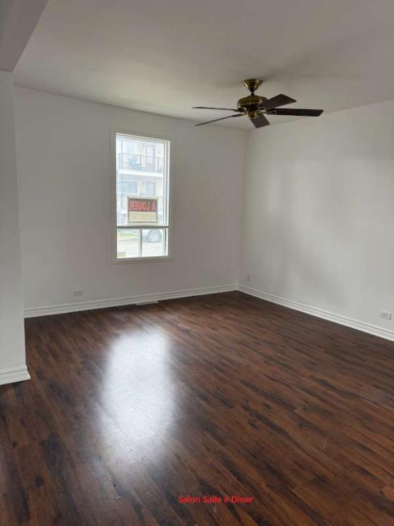 Logement à louer - Grand 4 ½ 1300pi2 Vanier, Québec | 3206055